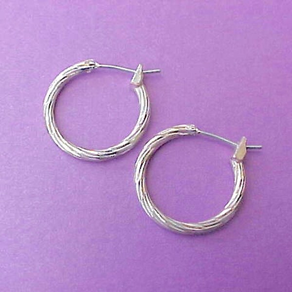 Jolie paire de boucles d'oreilles en argent Sterling Vintage