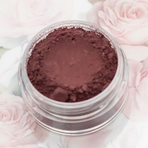 Matte Eyeshadow Tryst Burgundy - all natural vegan mineral makeup