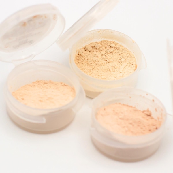 3 Mineral Foundation Samples - Delicate Formula - choose from 14 shades - Vegan Sample Set