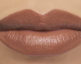 Tenderling - nude brown lipstick, vegan lipstick made with natural ingredients