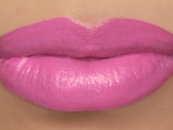 Pink lipstick deals