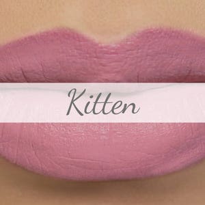 Vegan Matte Lipstick Sample - &quot;Kitten&quot; licht pastelroze natuurlijke lippenstift met biologische ingrediënten