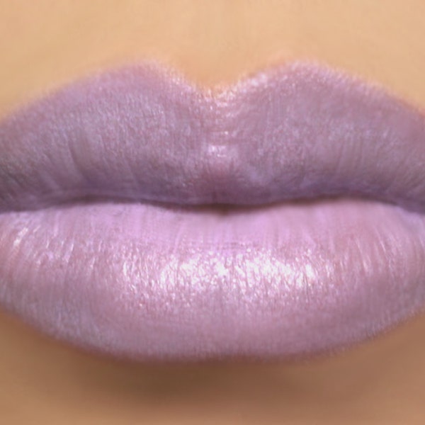 Light Purple Vegan Lipstick - "Sugared Violet" (jasnofioletowa szminka) naturalny odcień ust, balsam, kolor ust