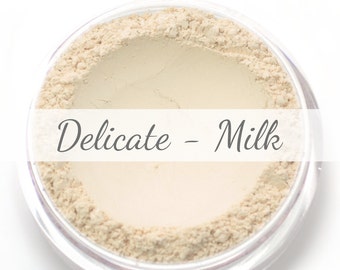 Vegan Mineral Foundation Sample - Delicate Formula "Milk" - very light/pale shade with a neutral undertone