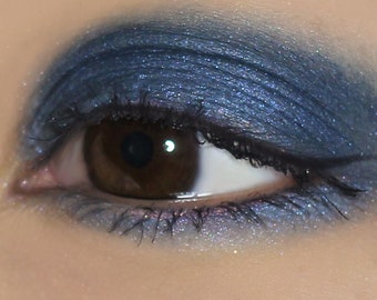Eyeshadow Sample - "Oceans" - dark blue with shimmer - all natural mineral makeup