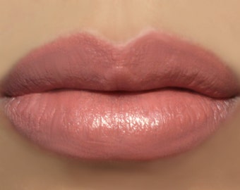 Amorous - peach lipstick, vegan lipstick made from natural ingredients, cruelty free