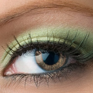Green Shimmer Eyeshadow Pistachio Vegan Mineral Makeup image 8