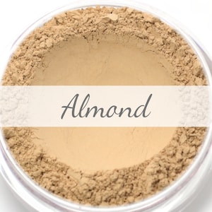Vegan Mineral Powder Foundation Sample: Almond - Light/Medium Shade