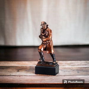 Personalized Firefighter & Child Statue – Custom Resin Sculpture Gift