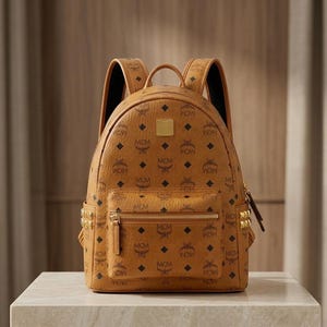 Zaino MCM Cognac Visetos – Borsa da viaggio di design in pelle con monogramma / Zaino unisex di lusso per tutti i giorni