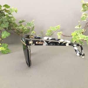 90’s Sunglasses Vintage with Mirrored Lens