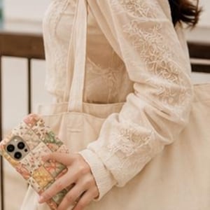 Quilted Patchwork Mobile Cover Pattern PDF DIY Fabric Phone Case Tutorial Handmade Quilted Phone Pouch Cottage core Patchwork Sewing Pattern image 7