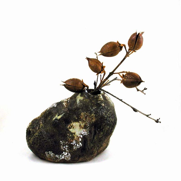 River Rock Zen Vase - Organic Dry Vase - Hand Sculpted Ikebana - Rustic Rock Decor - Stone Ikebana - Nature Inspired Zen Garden Decoration