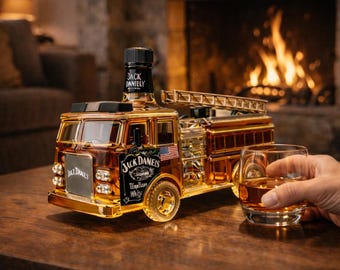 Fire Truck Whiskey Decanter – Unique Bar Decor, Liquor Bottle, Firefighter Gift, Hero Tribute (300ml)