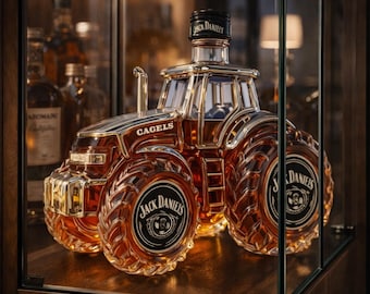 Tractor Whiskey Decanter – Glass Bar Decor, Novelty Liquor Bottle (300ml)