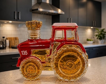 Red Tractor Whiskey Decanter, Farmhouse Bar Decor, Tractor Lover Gift (300ml)