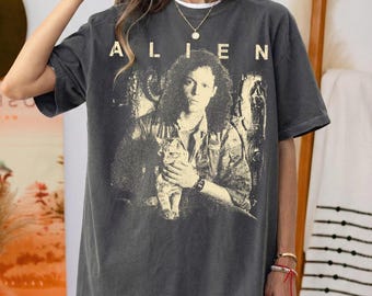 Aliens Movie T-Shirt, Alien LV-426 Shirt, Xenomorph T-Shirt, Retro Sci-Fi Horror Film Tee, Ellen Ripley Jonesy Cat Merch