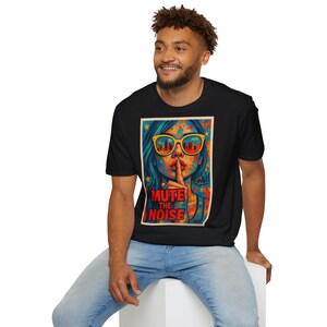 T-shirt graphique « Mute the Noise » | Femme avec lunettes de soleil, reflet de la ville, projet RAFT