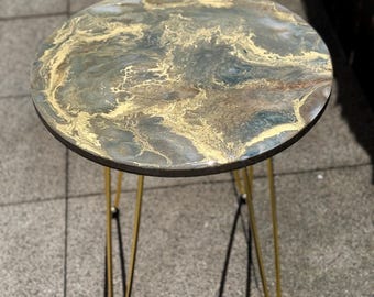 Tavolino da caffè in resina epossidica