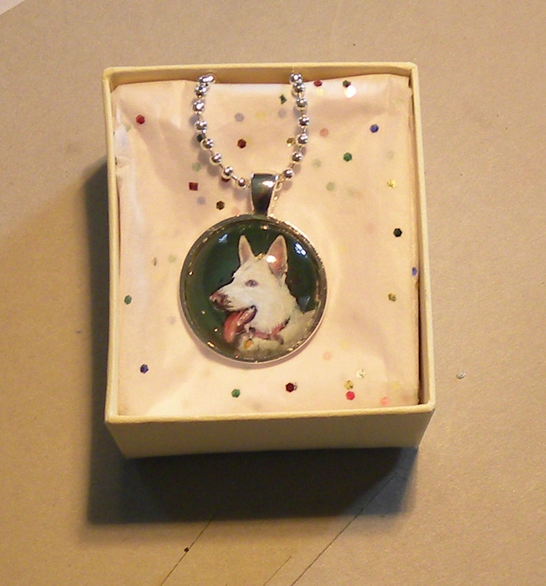 Miniature Painting // Custom Pet Portrait Pendant // Pet Portrait Memorial Jewelry and Keychains // Pet Loss Gift image 3