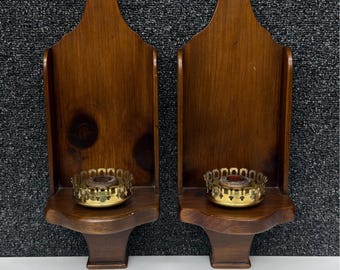 Vtg Wood Wall Sconces Pair Colonial Style Brass Candle Holders Farmhouse Decor