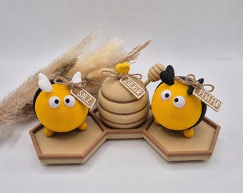 Salero y pimentero Hummel "Horstie" con azucarero | Juego de 3 saleros y pimenteros con posavasos de panal | Bonita decoración de cocina | Decoración de tarro de miel