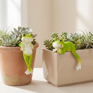 Handmade Frog Pot Hangers Set, Cute Home Accent Desk Window Sill Decor