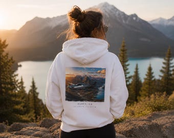 PC-12 Mountain Hoodie Banff Aviation Sweatshirt, Northern Pilot Hoodie, Scenic Flight Apparel, Flygpresent