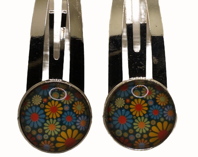Colorful Daises, Floral, Set of Two Hair Clips, Snap Clips, Hair Snaps
