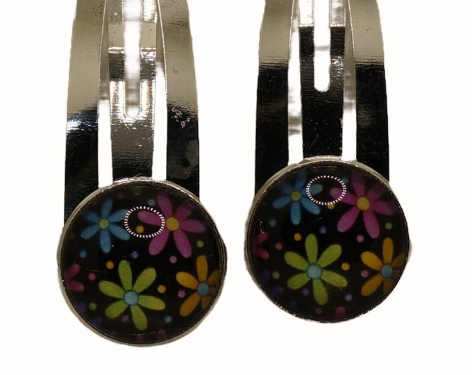 Colorful Daisies, Set of Two Hair Clips, Snap Clips, Hair Snaps