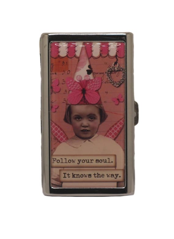 vintage ladies cigarette case Victorian Retro Style Metal Holder for Regular, King and 100's Size RFID Etched Antique Brass : Health & Household Stylish Vintage Metal Ladies and