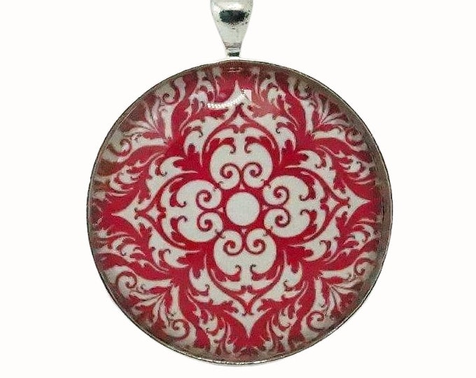 4cm Round Silver Plated Pendant Patterned Red and White