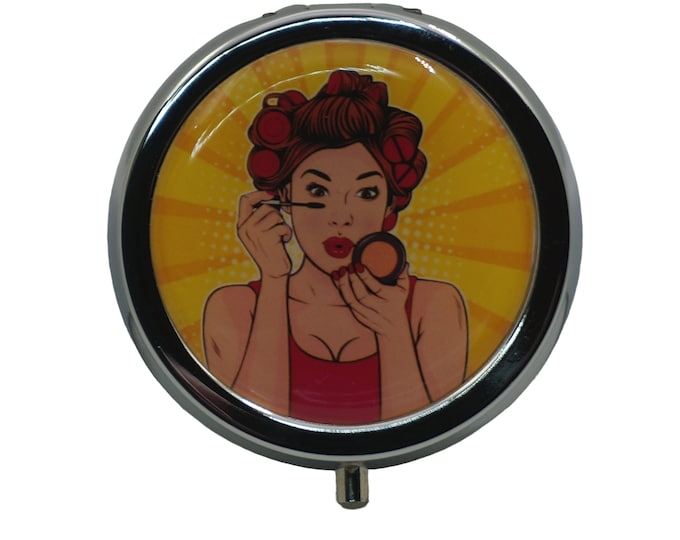 Retro, Pop Art, Girl applying Makeup, Pill Box, Silver Plated, Medicine Case, One Day Pill Box, Trinket Box, Pill Case