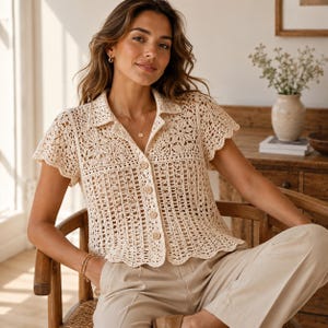 Patrón de blusa de verano a crochet para mujer, blusa con botones de encaje, canesú floral, top de playa, tutorial en PDF.