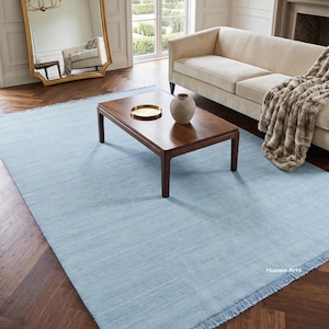 Handgewebter Teppich Hellblau Uni | Moderner Skandinavischer Wohnzimmer Teppich | Minimalistischer Einfarbiger Wollteppich Boho.