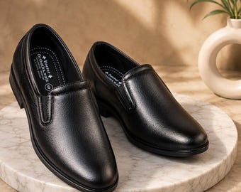 Męskie czarne mokasyny wsuwane, formalne buty męskie, buty do pracy w biurze, wygodne obuwie biznesowe, klasyczne buty ze skóry