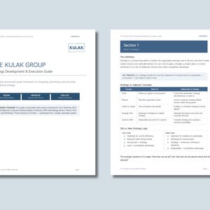 Könnte beinhalten: Zweiseitiges Dokument mit dem Titel "The Kulak Group Strategy Development & Execution Guide". Die linke Seite zeigt den Titel und eine Beschreibung des Leitfadens. Die rechte Seite trägt den Titel "Section 1: What is Strategy?" mit detailliertem Text.