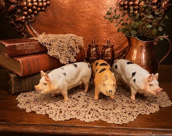 Vintage British Acorn Ceramic Pig Figurines, Complete Set of 3 Hand Painted Heritage Pigs, Made in England, Farmhouse Decor