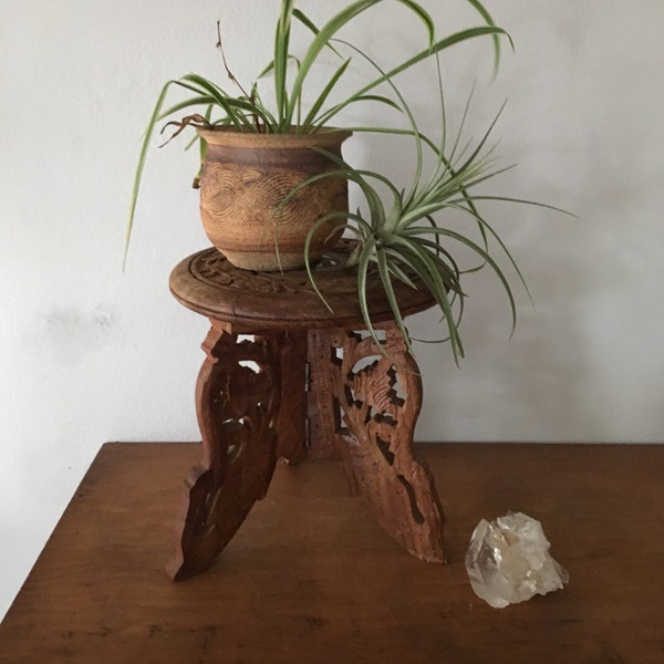 small wood boho specimen stand. mid century wood air plant stand. carved foldable bohemian wooden plant stand