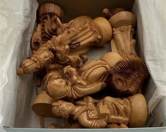 Handgemachte hölzerne Krippe, 10 Figuren, Weihnachtsszene, religiöses Dekor