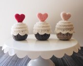 3! little crochet cupcakes with pink hearts on top // handmade play food toddler toys // valentine's day gift idea // simple decoration