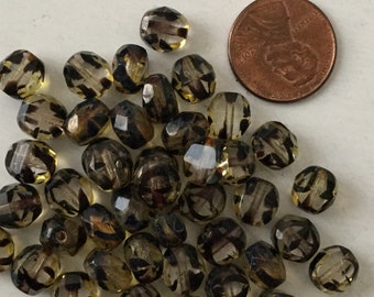 8mm Faceted Tortoise Shell Tablet Bead, Clear Tortoise shell bead with Dark Stripe, Side Faceted 8mm Bead, Clear Bead with Black Stripes