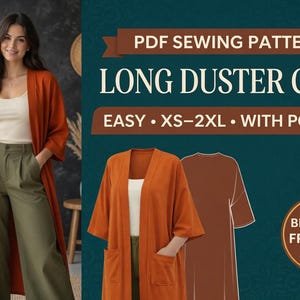 Op de afbeelding: Een lange oranje dusterjas met zakken, gedragen over een witte top en olijfgroene broek. De afbeelding bevat de tekst "PDF Sewing Pattern Long Duster Coat Easy XS-2XL With Pockets" en een "Beginner Friendly" badge.