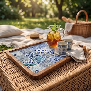 Bandeja de madera con diseño de azulejos mediterráneos azules, bandeja decorativa de azulejos portugueses (7 x 11 pulgadas)