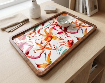 Handgemaakt decoratief dienblad met kleurrijk aquarellelieontwerp | Lade salontafel (7 x 11 inch)