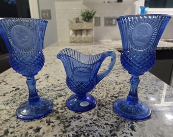 Vintage Avon Gostoria George en Martha Washington-bekers en kan