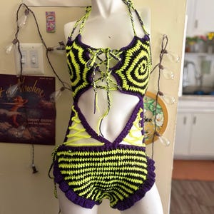 CUSTOM flow suit