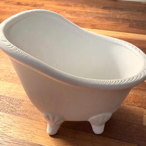 Maceta para bañera hecha a mano / Maceta decorativa de estilo rústico y original.