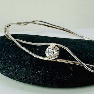 Gedrehter Armreif |  Stapelarmband | Zart