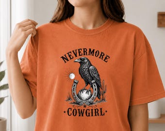 Nevermore Cowgirl Shirt, Raven Horseshoe Comfort Colors Tee, Western Gothic Graphic T-Shirt, Desert Cowgirl Alt Fall Top